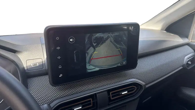 Dacia Sandero usata a Treviso (9)
