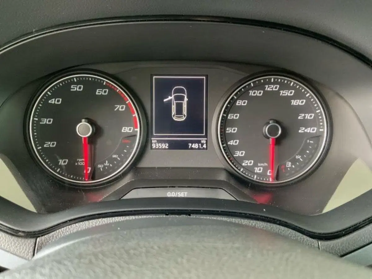 SEAT Arona usata a Perugia (8)