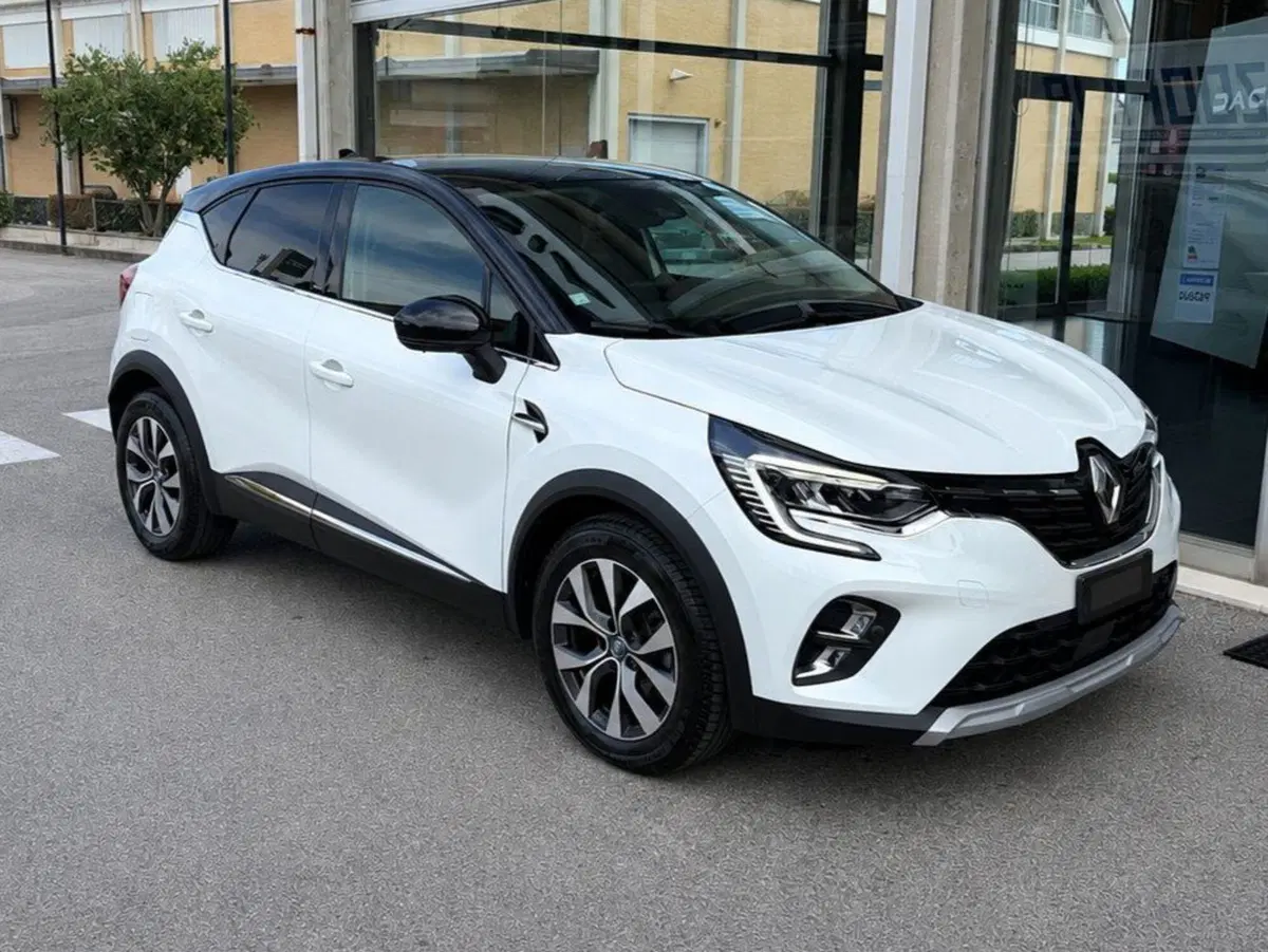 Renault Captur usata a Rimini (2)