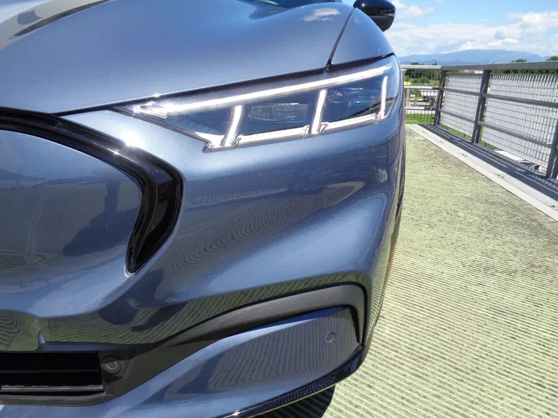 Ford Mustang Mach-E usata a Belluno (5)