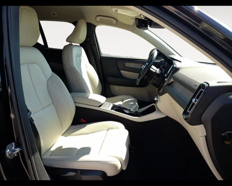 Volvo XC40 usata a Ravenna (15)