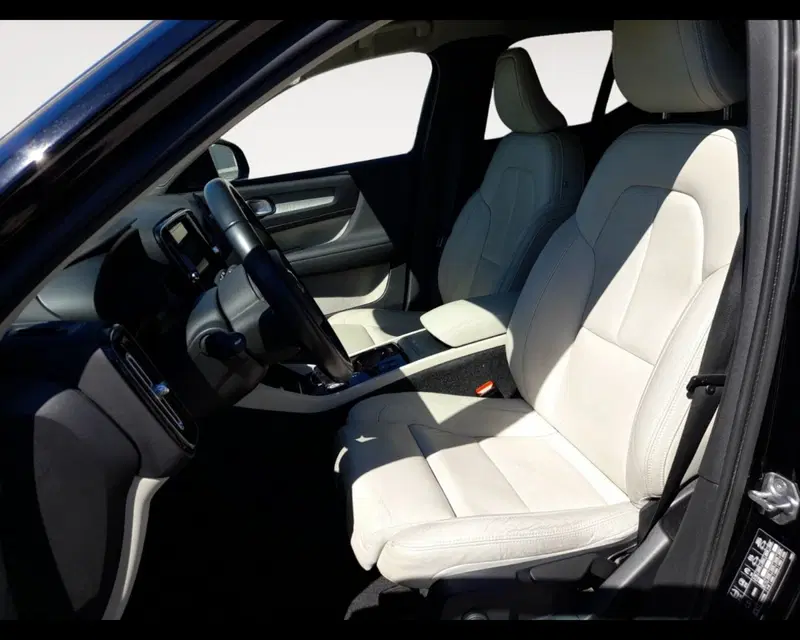 Volvo XC40 usata a Ravenna (9)