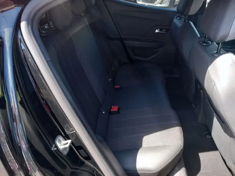 Opel Mokka usata a Lucca (13)