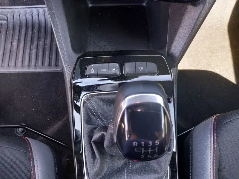Opel Mokka usata a Lucca (18)