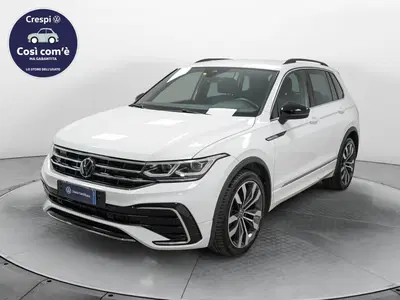 Volkswagen Tiguan 1.5 TSI 150 CV DSG ACT R-Line del 2023 usata a Carnago