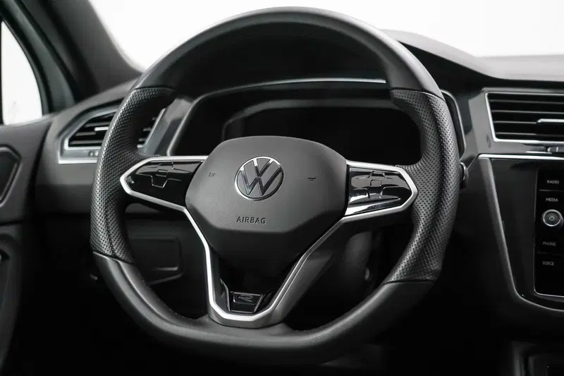 Volkswagen Tiguan usata a Varese (12)