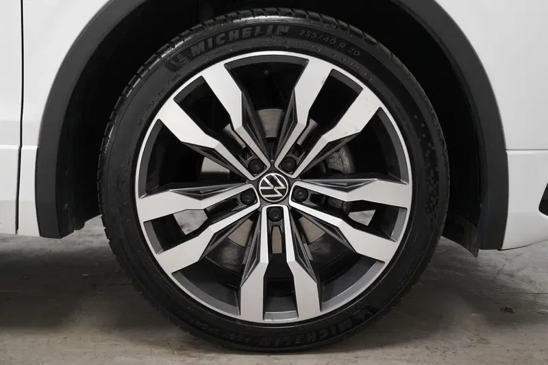 Volkswagen Tiguan usata a Varese (9)
