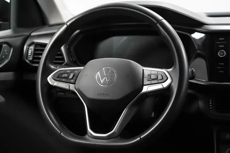 Volkswagen T-Cross usata a Varese (10)