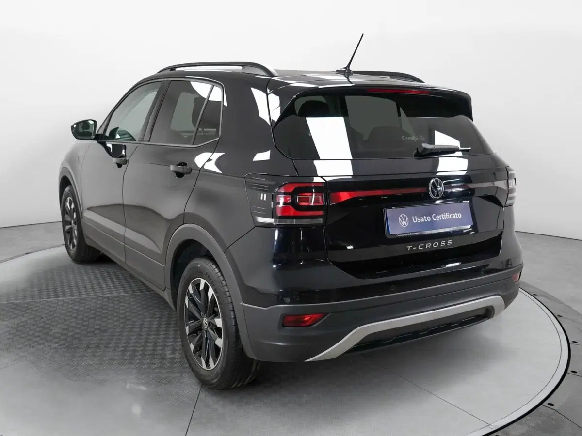 Volkswagen T-Cross usata a Varese (4)