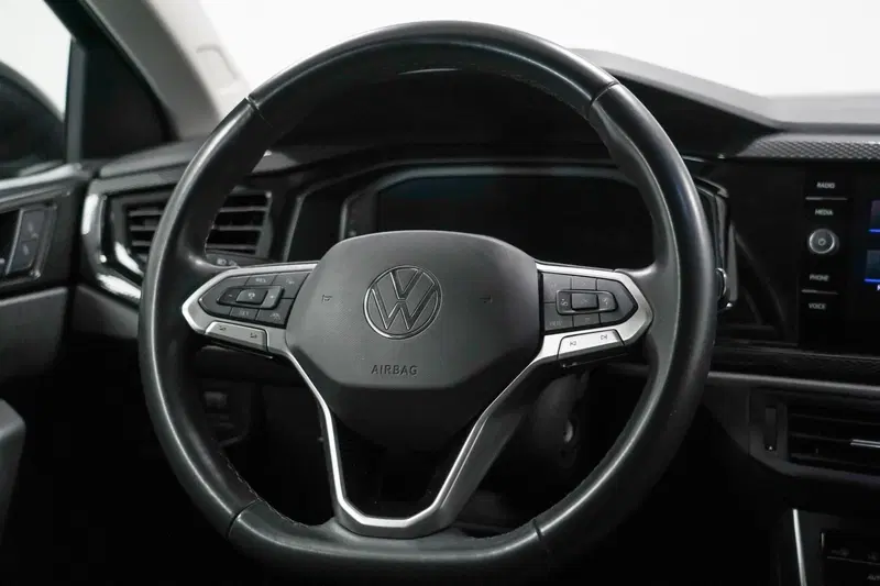 Volkswagen Taigo usata a Varese (12)