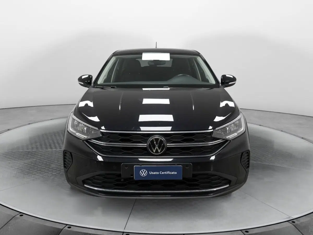 Volkswagen Taigo usata a Varese (2)
