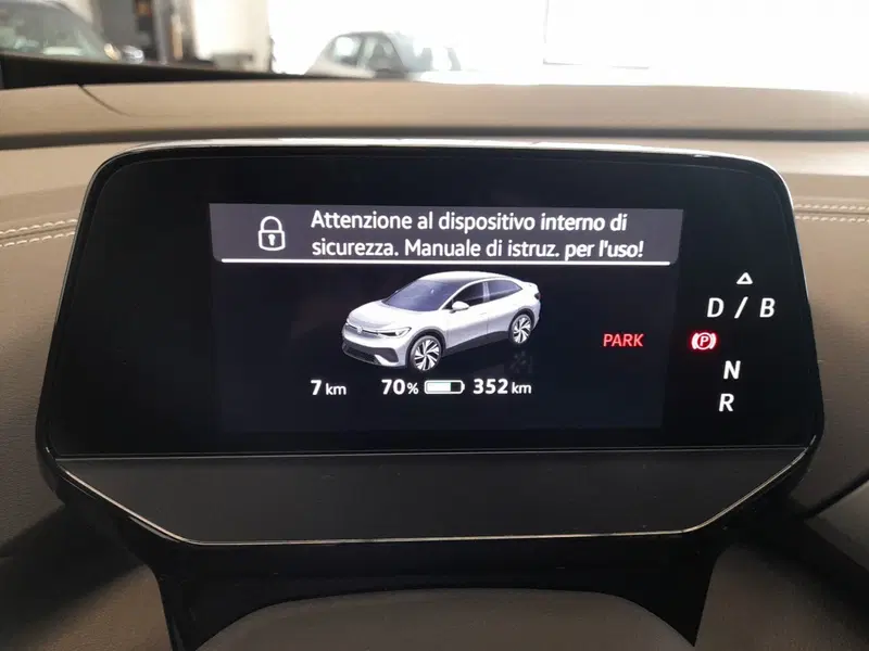 Volkswagen ID.5 nuova a Bologna (12)