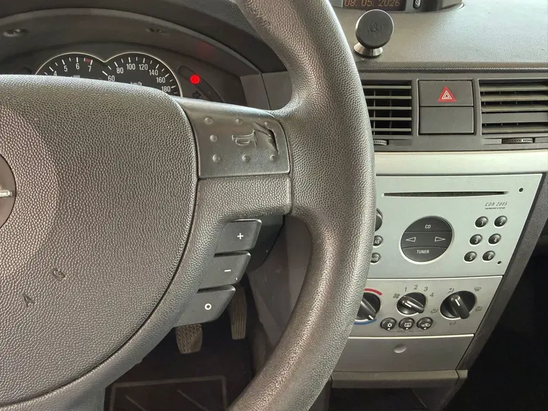 Opel Meriva usata a Brescia (14)