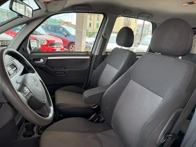 Opel Meriva usata a Brescia (8)