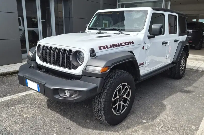Jeep Wrangler Unlimited usata a Frosinone
