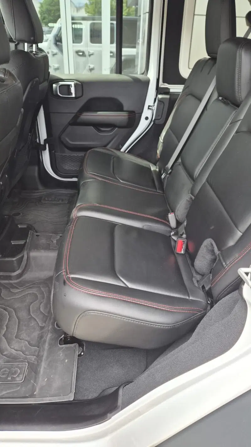 Jeep Wrangler Unlimited usata a Frosinone (10)