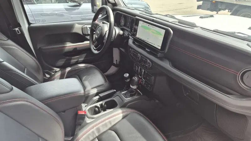 Jeep Wrangler Unlimited usata a Frosinone (12)