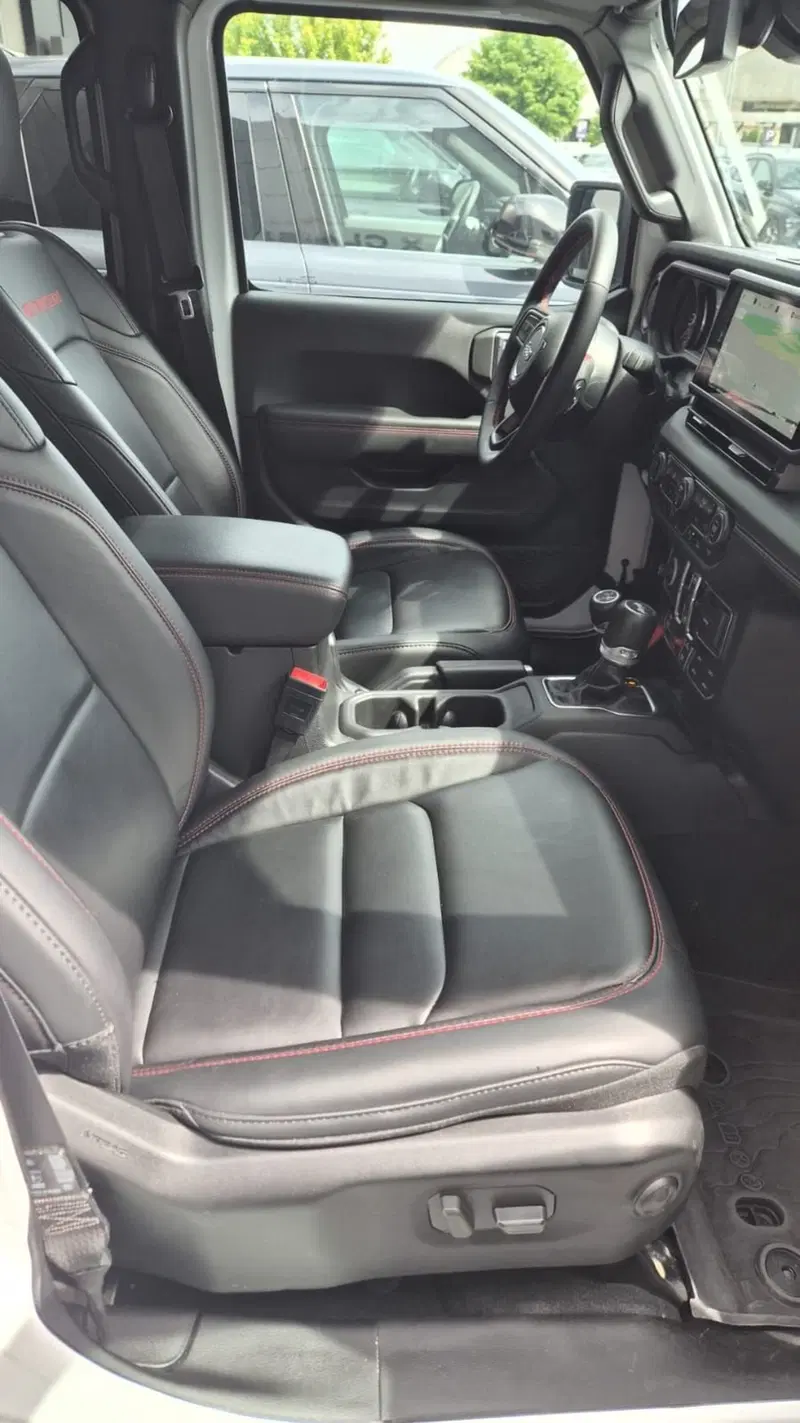 Jeep Wrangler Unlimited usata a Frosinone (14)