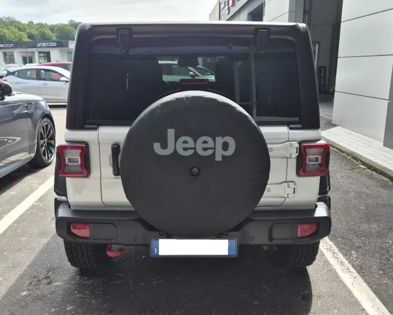 Jeep Wrangler Unlimited usata a Frosinone (6)