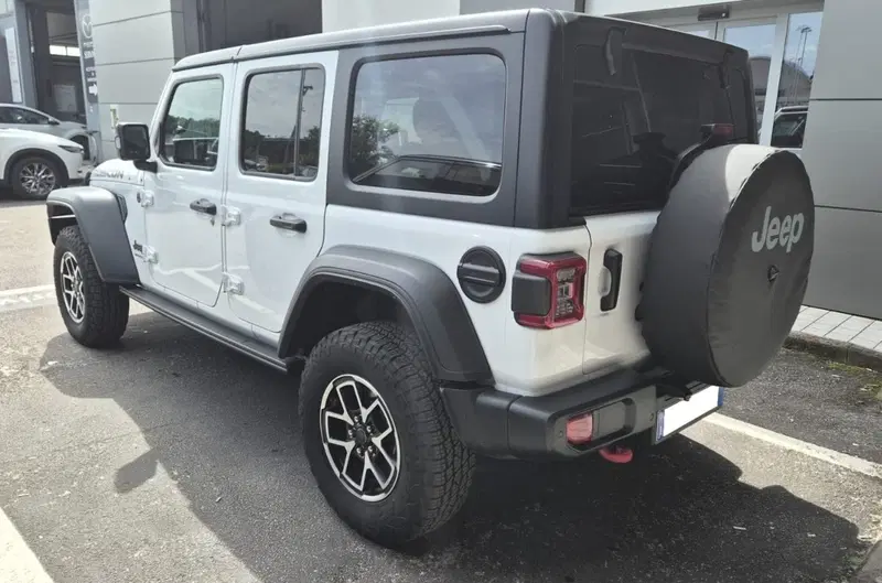 Jeep Wrangler Unlimited usata a Frosinone (7)