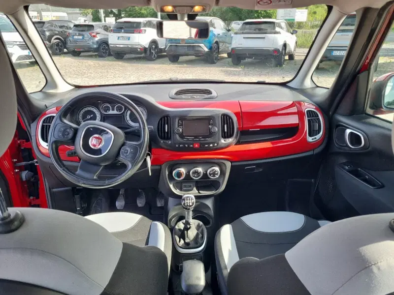 Fiat 500L usata a Lucca (11)