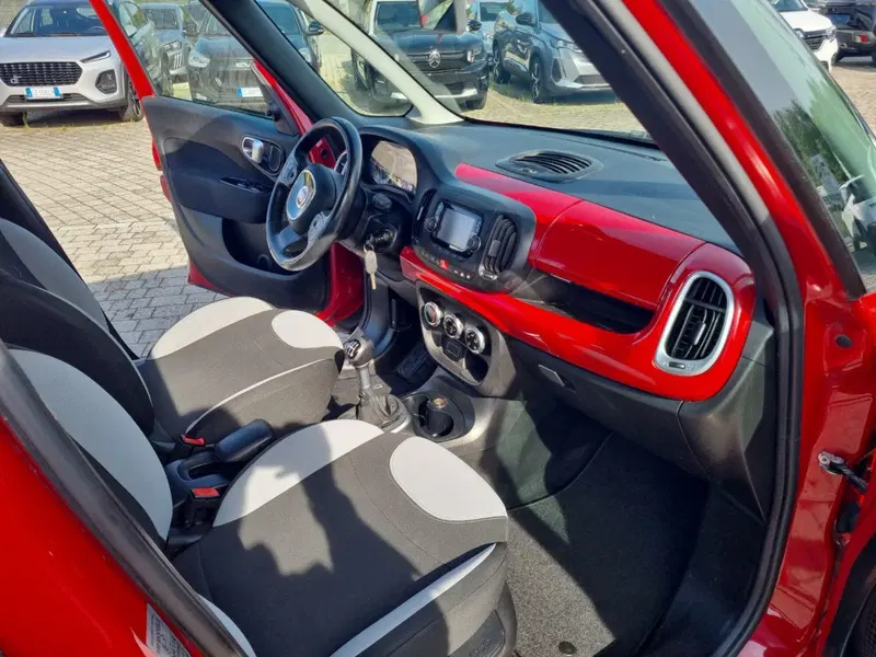 Fiat 500L usata a Lucca (14)