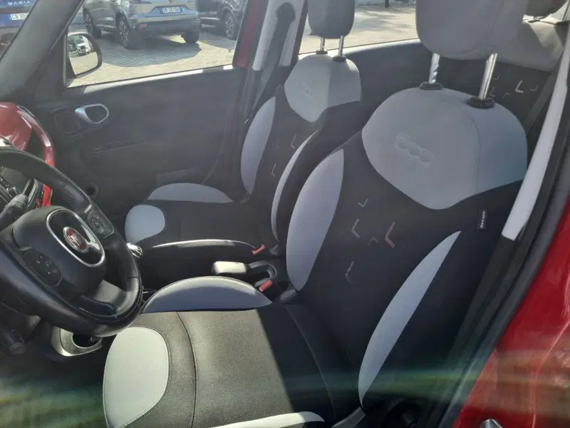 Fiat 500L usata a Lucca (7)