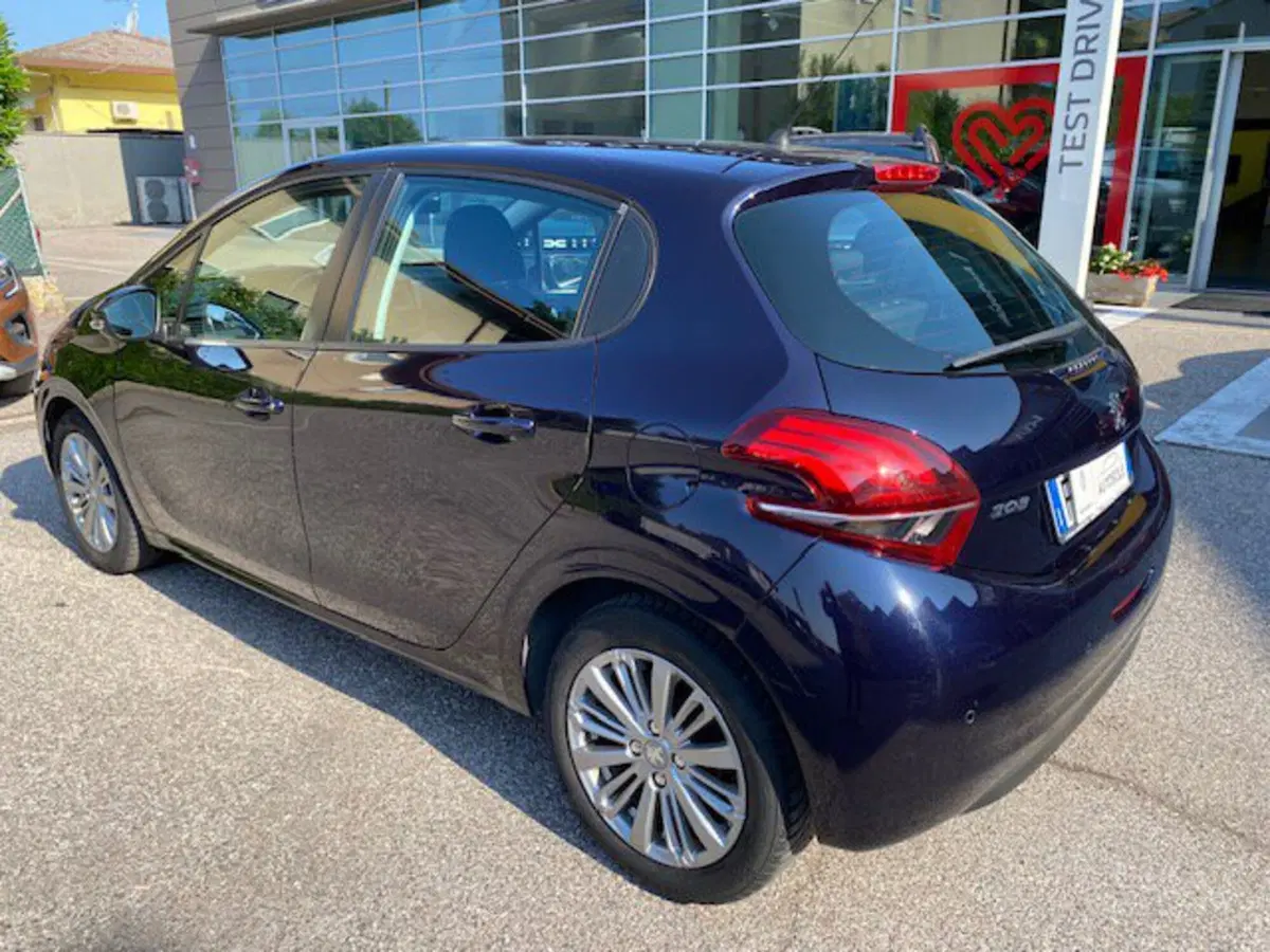 Peugeot 208 usata a Verona (5)