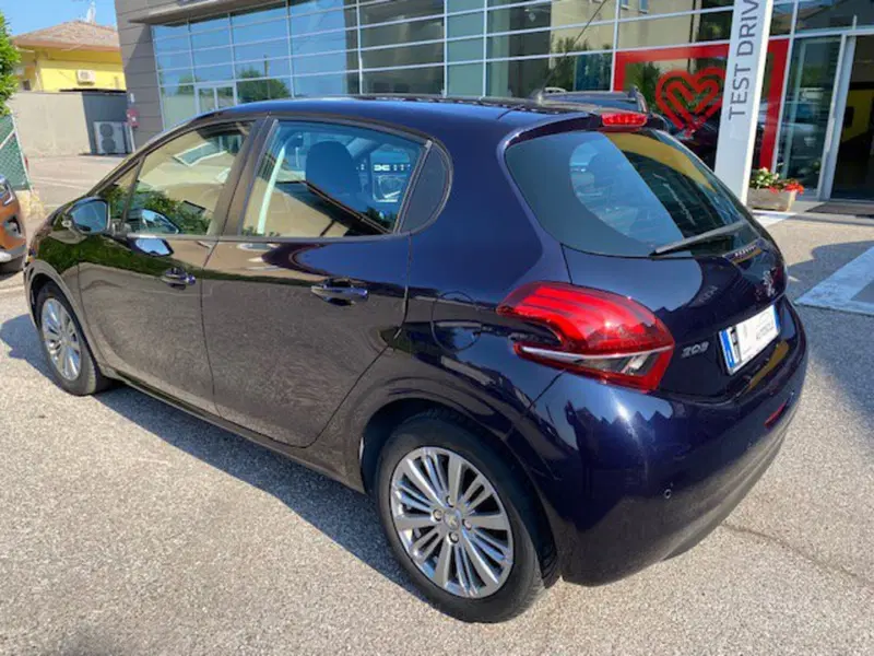 Peugeot 208 usata a Verona (5)