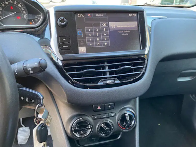 Peugeot 208 usata a Verona (8)