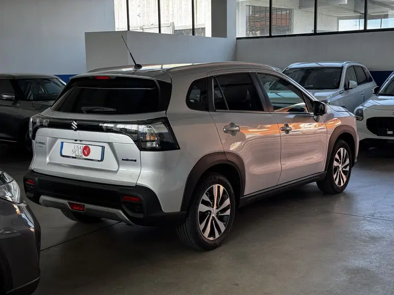 Suzuki S-Cross nuova a Cuneo (4)