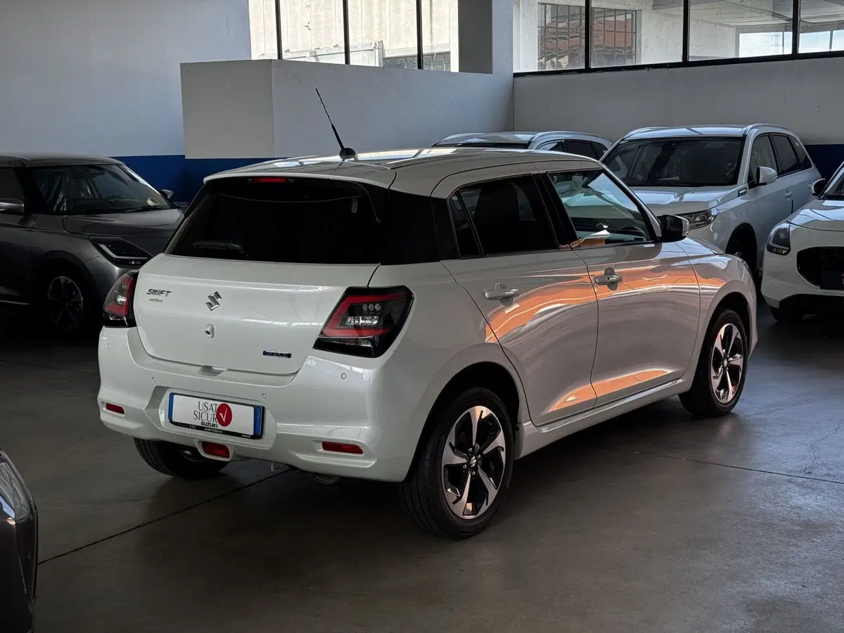 Suzuki Swift nuova a Cuneo (4)