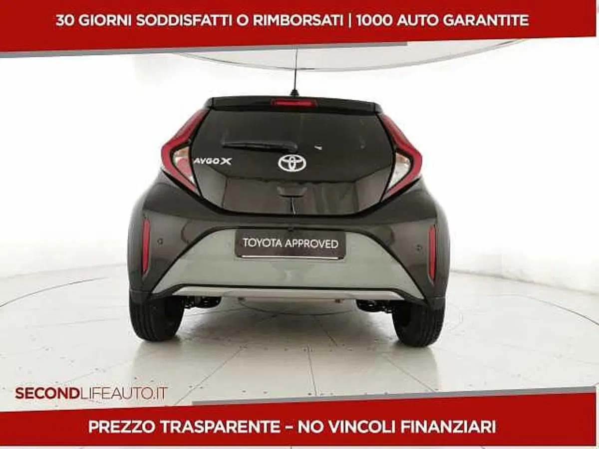 Toyota Aygo X usata a Chieti (11)