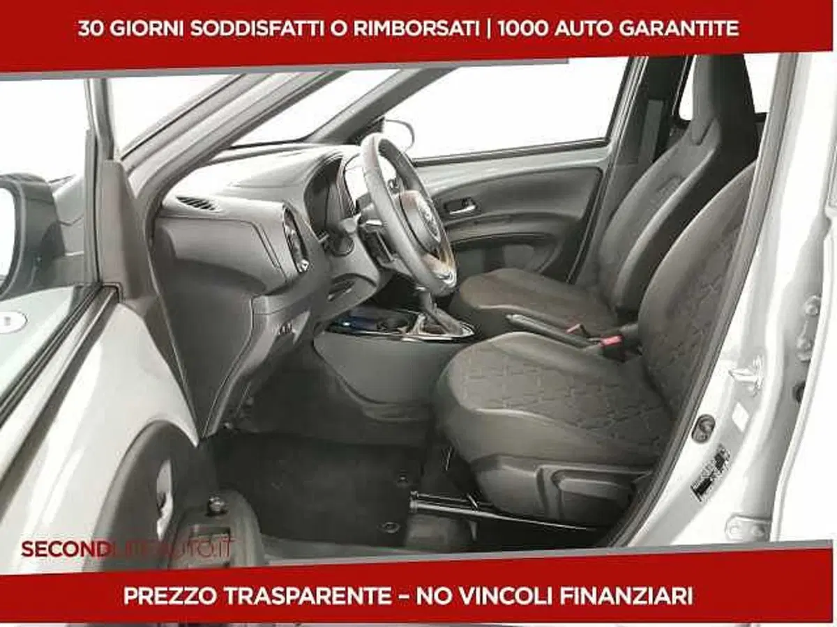 Toyota Aygo X usata a Chieti (13)
