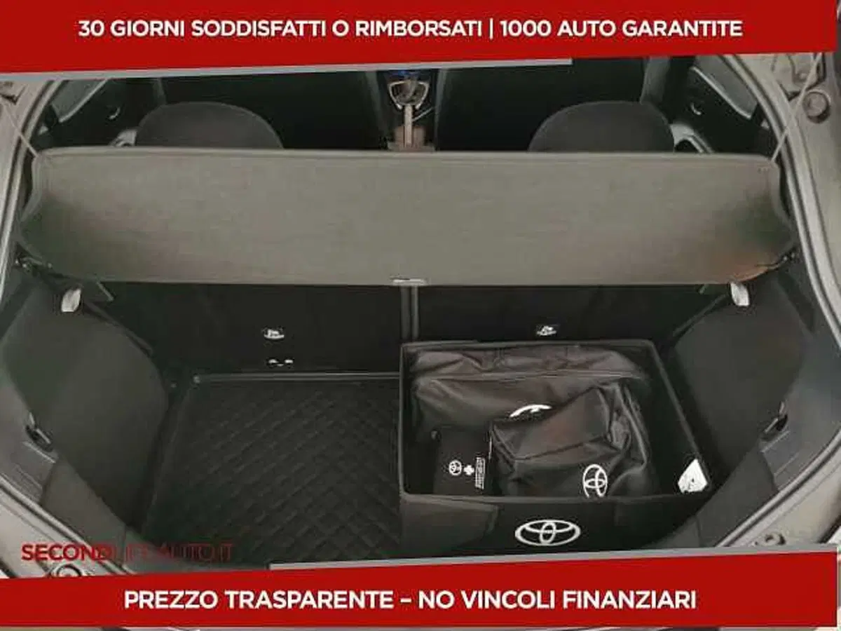 Toyota Aygo X usata a Chieti (15)