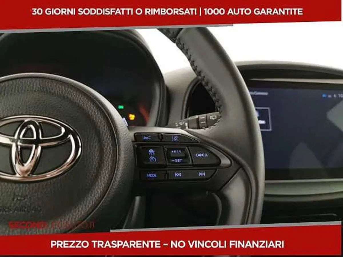 Toyota Aygo X usata a Chieti (17)
