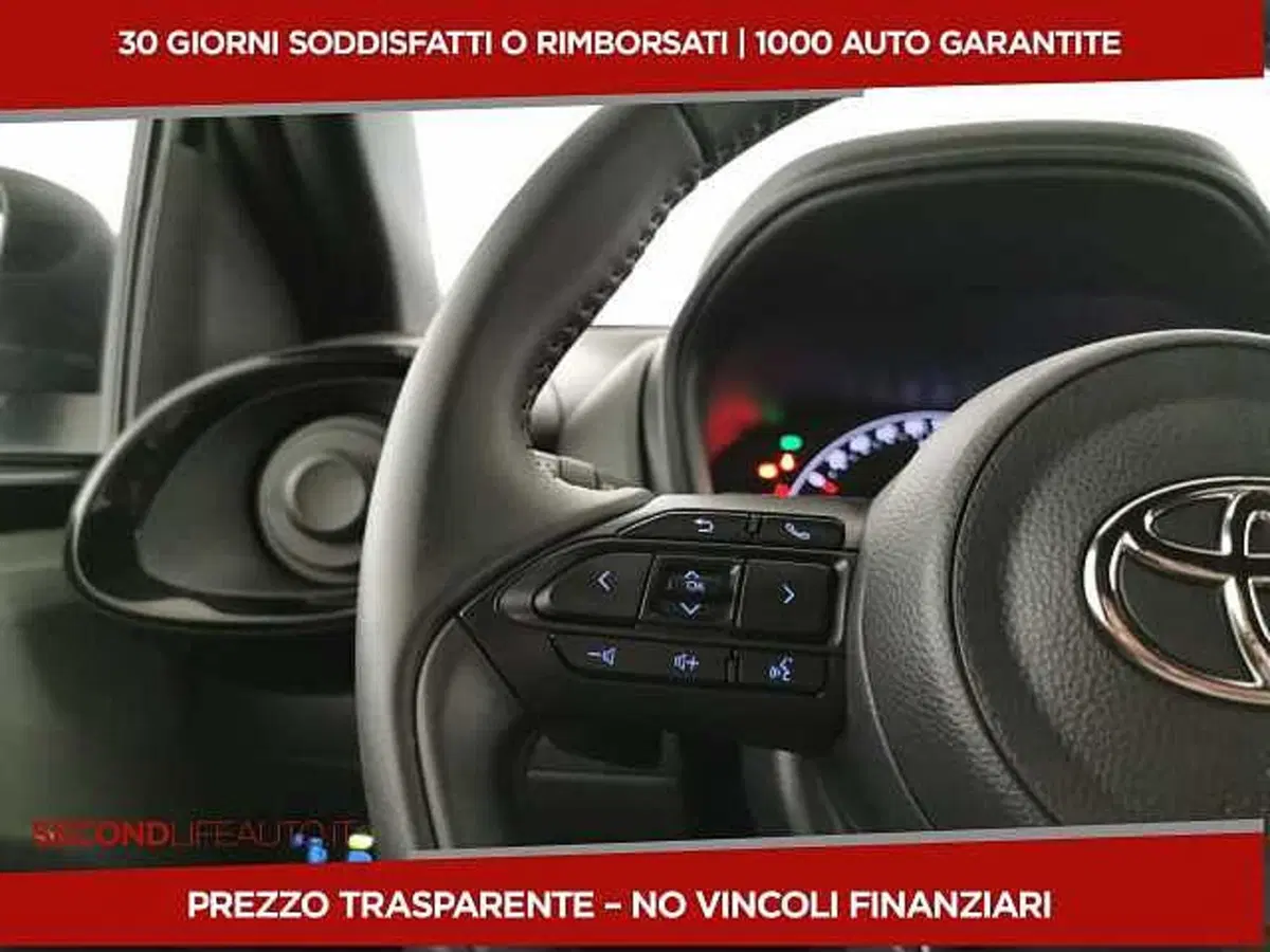 Toyota Aygo X usata a Chieti (18)