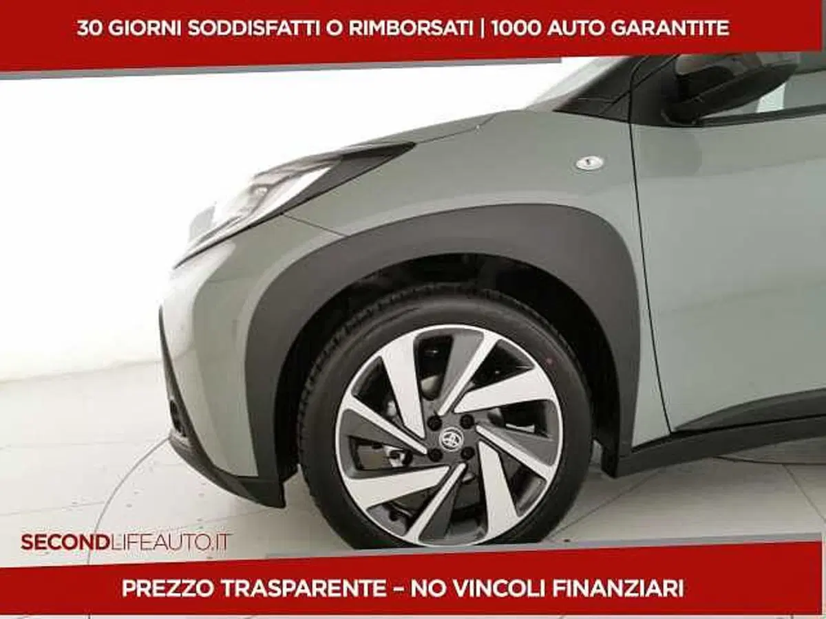 Toyota Aygo X usata a Chieti (9)