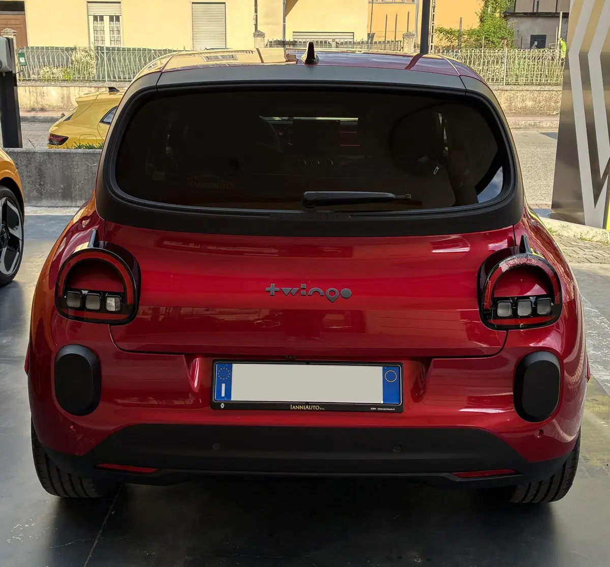 Renault Twingo nuova a Frosinone (5)