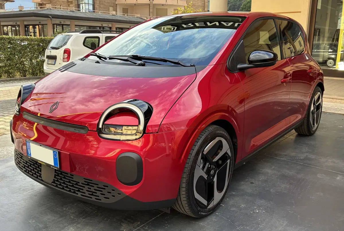 Renault Twingo nuova a Frosinone (7)