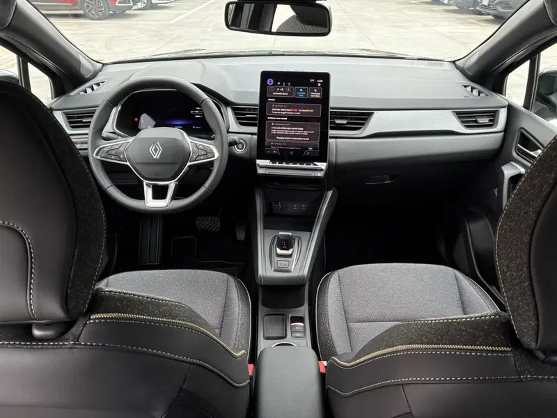 Renault Captur nuova a Frosinone (15)