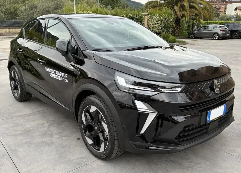 Renault Captur nuova a Frosinone (8)