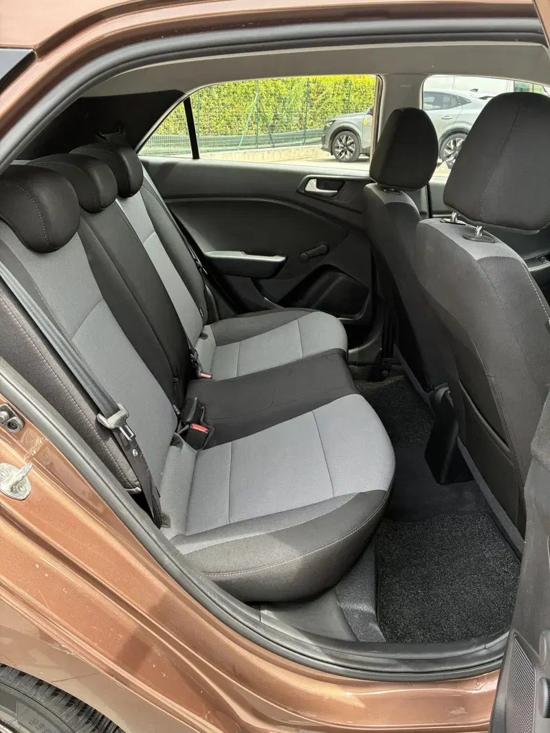 Hyundai i20 usata a Frosinone (12)