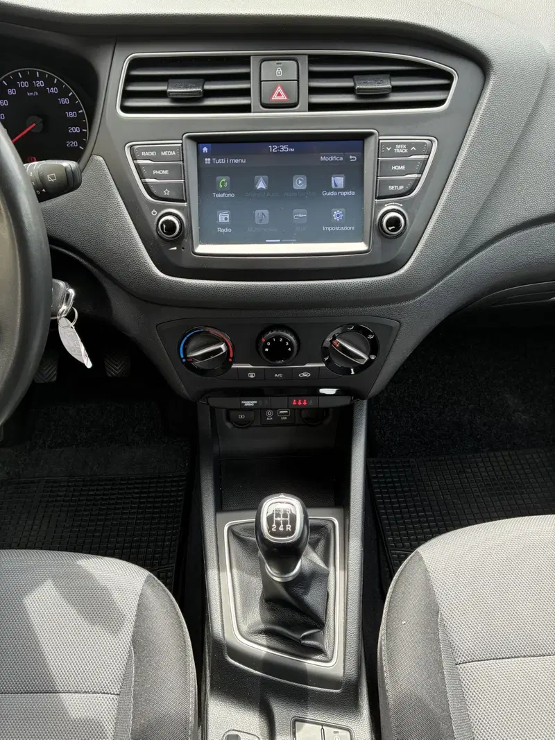 Hyundai i20 usata a Frosinone (17)