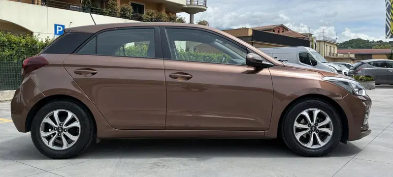 Hyundai i20 usata a Frosinone (7)