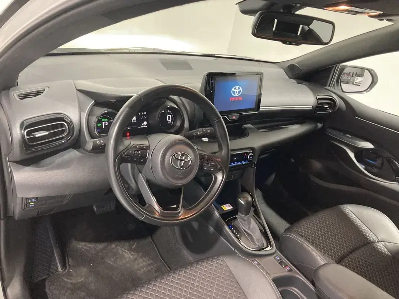 Toyota Yaris usata a Barletta-Andria-Trani (10)