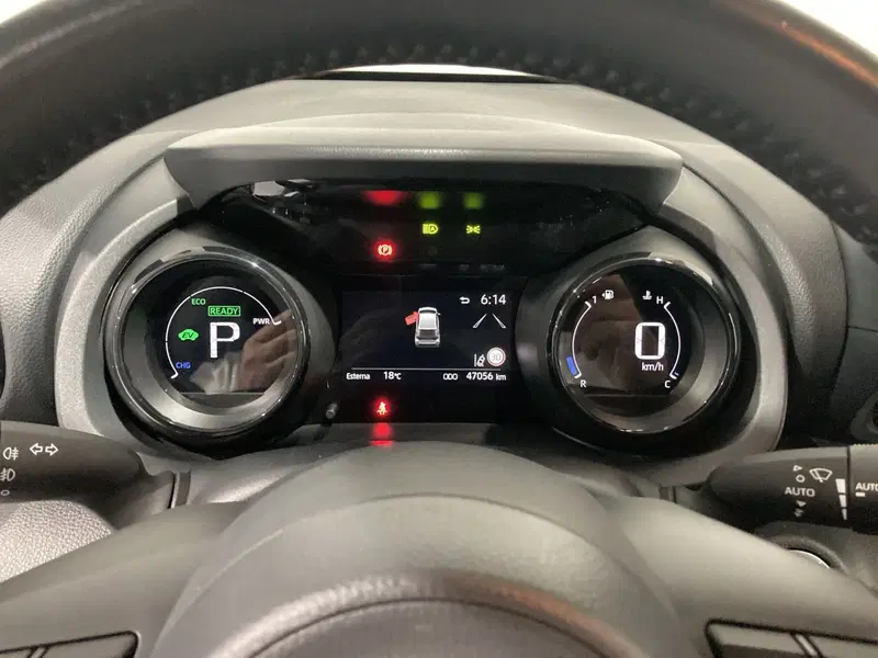 Toyota Yaris usata a Barletta-Andria-Trani (12)