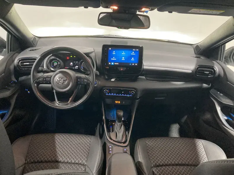 Toyota Yaris usata a Barletta-Andria-Trani (15)