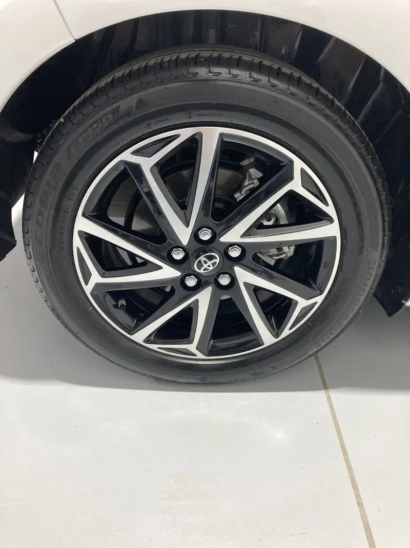 Toyota Yaris usata a Barletta-Andria-Trani (18)