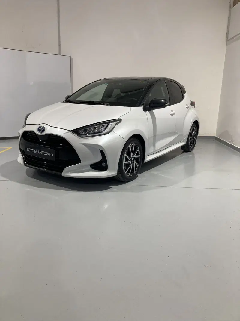Toyota Yaris usata a Barletta-Andria-Trani (3)